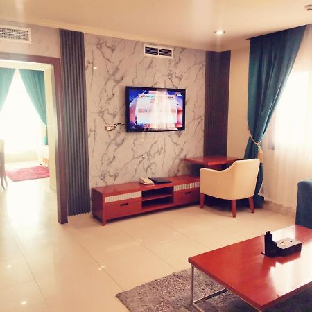 Villa Park Khobar Extérieur photo