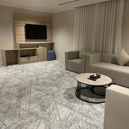 Villa Park Khobar Extérieur photo