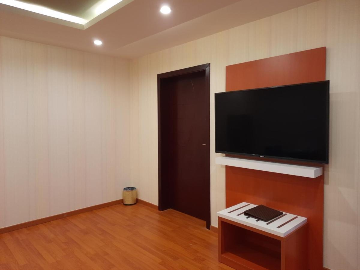 Villa Park Khobar Extérieur photo