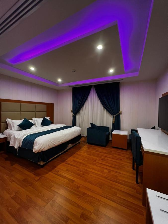 Villa Park Khobar Extérieur photo