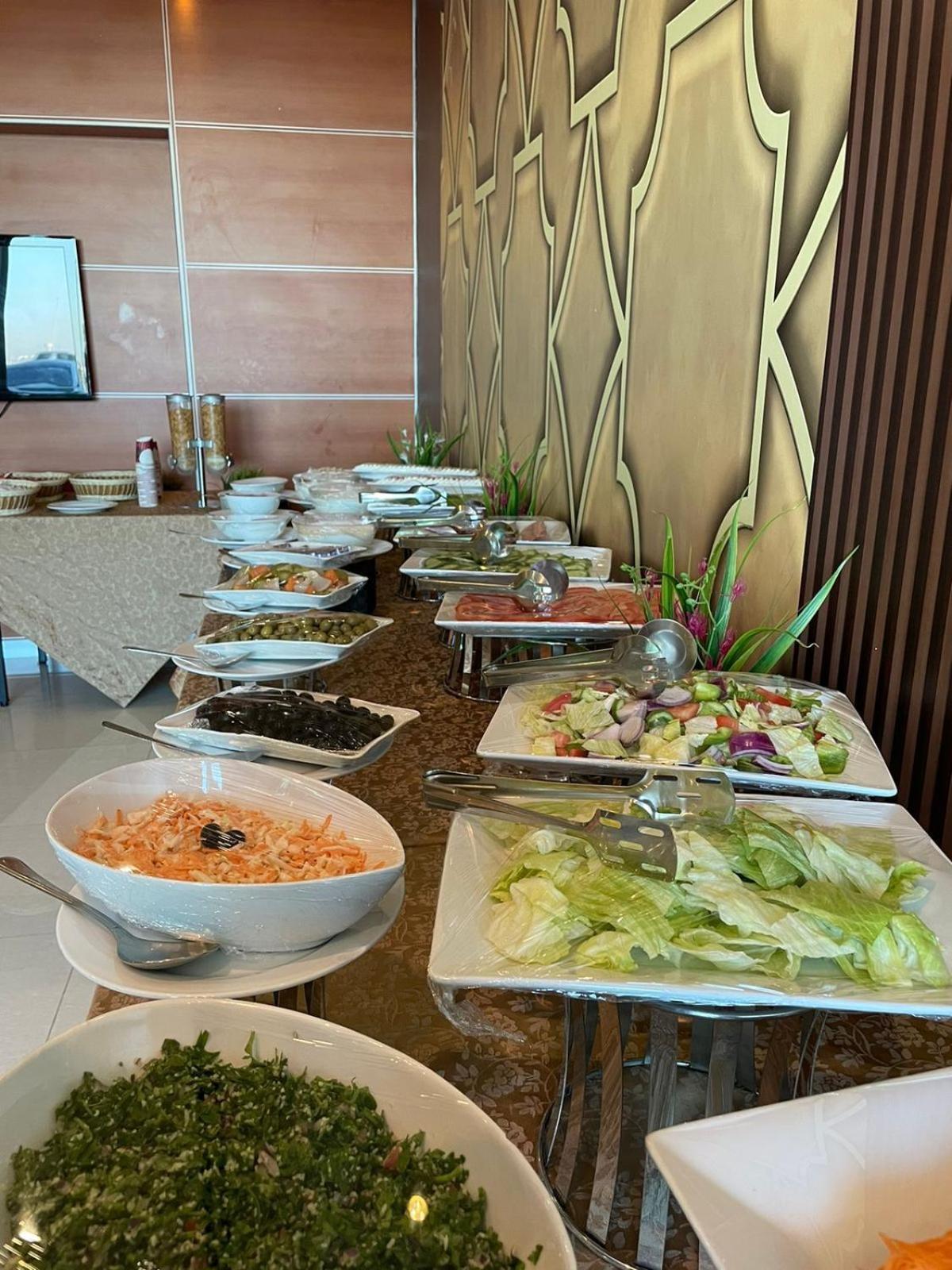 Villa Park Khobar Extérieur photo
